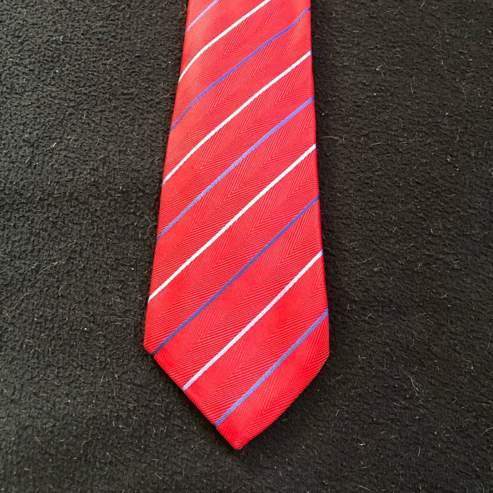 Vintage Charles Tyrwhitt Red Necktie 100% silk